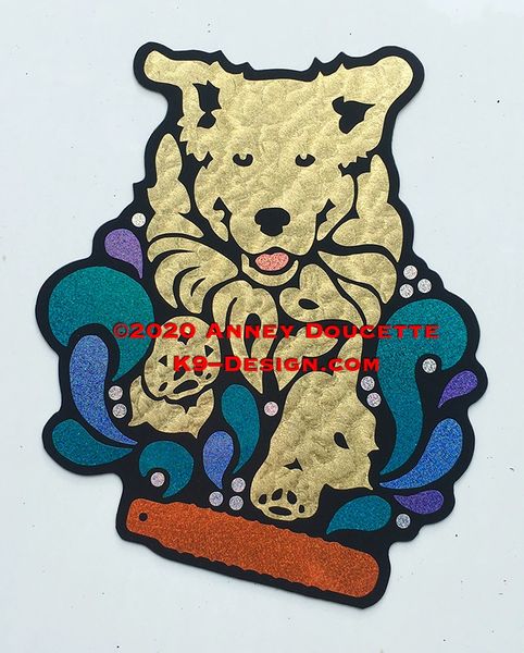 Golden Retriever "Finn" Splash Diving Bumper Magnet - Choose Color