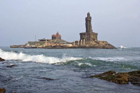 Tiruvalluvar statue - Kanyakumari - Karur to Rameshwaram tour Package