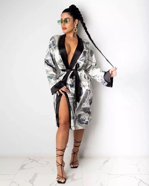 RJ11 Silver-Gray Silk/Satin Dollar Printed Robe