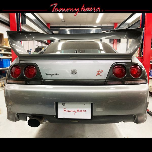 Tommykaira R33 Carbon Rear lens cover and garnish