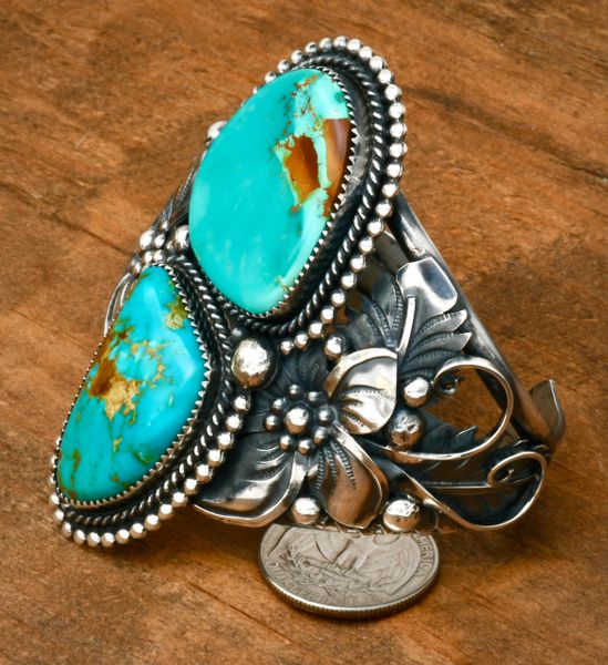 Marcus Chavez' Navajo trophy cuff. #2235a
