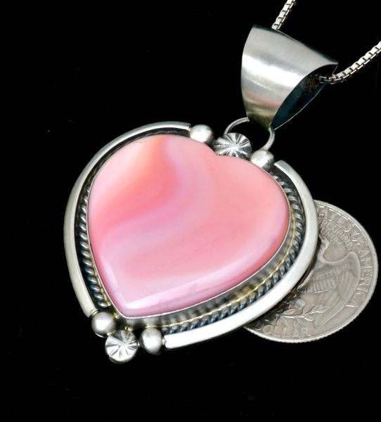 Pink conch shell heart pendant by Navajo artisan Alfred Martinez. #2455