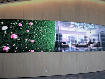 Curved wall-mounted GTV Series LED indoor display. Pitch range 0.9 to 1.5 mm