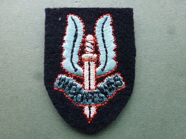 OR's Cloth Beret Badge (light blue/white on black) | British Military ...