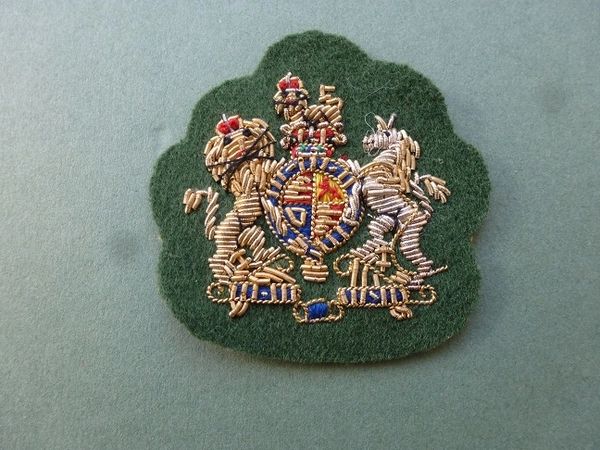 Gold on King's Green (bullion) | British Military Badges