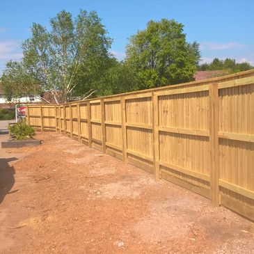 FEATHER EDGE FENCING
CLOSEBOARD FENCING
PORTISHEAD,CLEVEDON,YATTON,
NAILSEA,BACKWELL