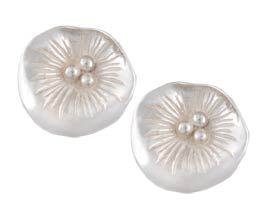 Water Lilly Stud Earrings