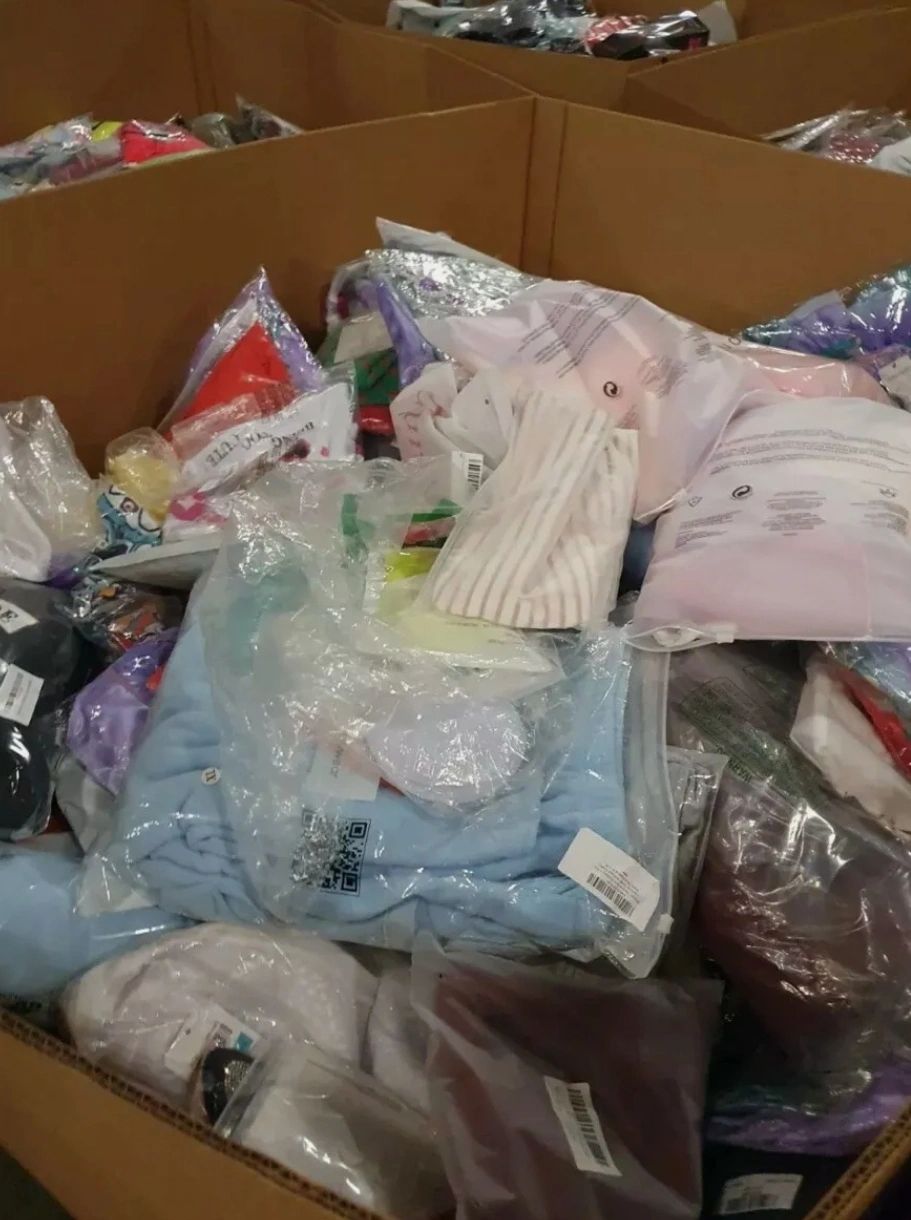 Wholesale Amazon Overstock Clothing For Men And Women