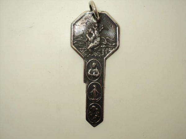 St. Christopher Octagon Key Charm (JC-966)