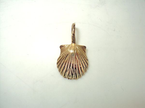 Shell Pendant (JC-369)