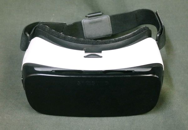 Samsung Gear VR Oculus Virtual Reality Headset 3D Note 5 Galaxy S6, S6 Edge S7