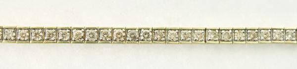 4.08 CT. T.W. Diamond Tennis Bracelet in 10K Yellow Gold