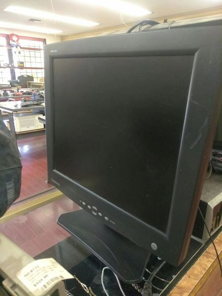 Gateway FPD1730 LCD Monitor