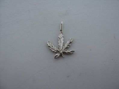 Diamond Cut Weed Plant Charm (JC-123)