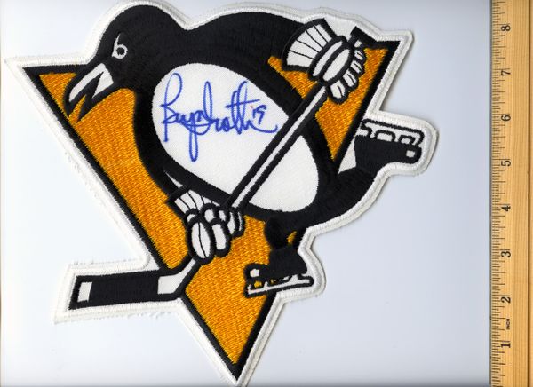 Bryan Trottier #19 signed Penguins jersey crest patch