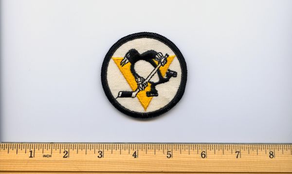 Pittsburgh Penguins vintage small old logo patch