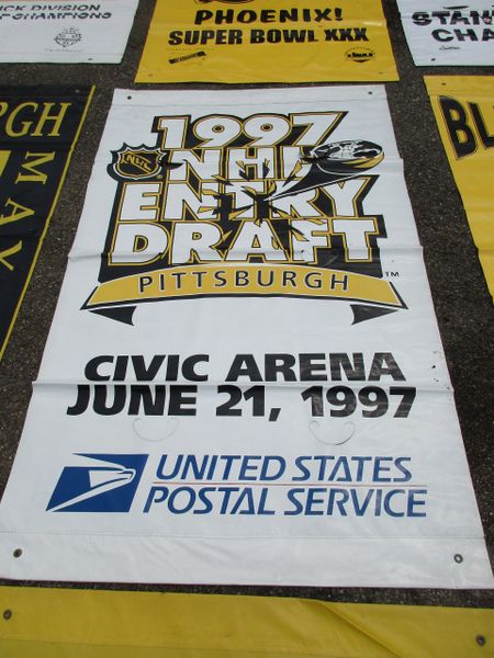 1997 NHL Draft, City of Pittsburgh street banner