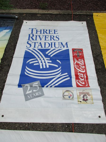 Three Rivers Stadium 25 yr anniv. City of Pgh. street banner