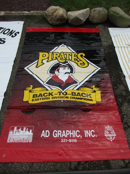 Pittsburgh Pirates Memorabilia, Pittsburgh Pirates Collectibles, Apparel,  Pittsburgh Signed Merchandise