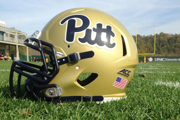 54. Pitt Panthers Football helmet - 11x14 photo