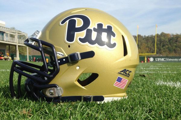 Pittsburgh Panthers 1960 TK Helmet 