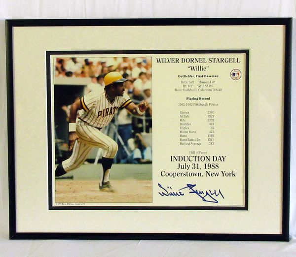 Willie Stargell - Pirates - signed & framed 8x10 photo