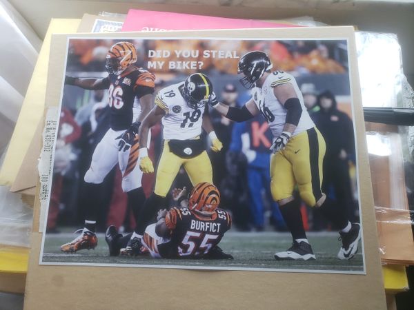 JuJu Smith-Schuster & Vontese Burfict hit photo - Steelers