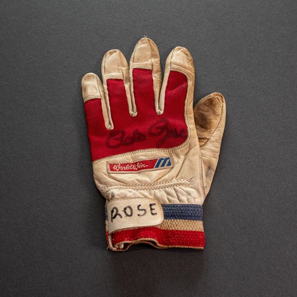 Pete Rose, Cincinnati Reds - Phillies, Expos - signed, game used batting glove