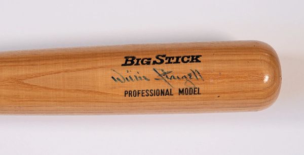 Willie Stargell, Pirates - signed Rawlings Pro model baseball bat