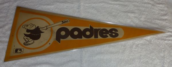 Dave Dravecky autographed full-size San Diego Padres pennant