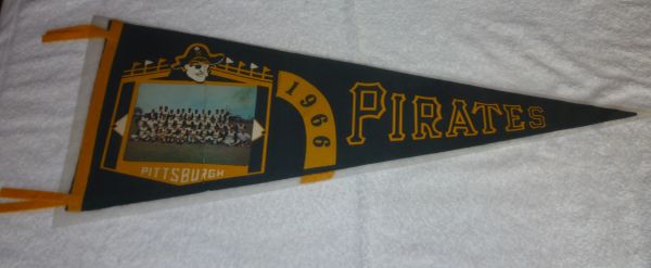 1966 Pittsburgh Pirates full-size pennant