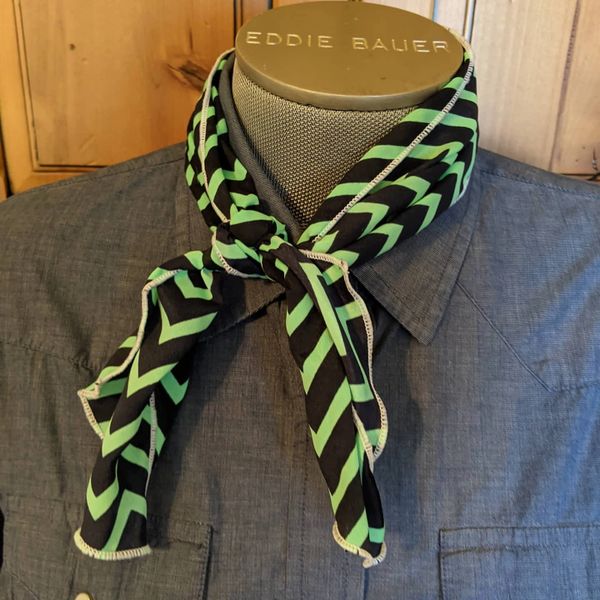 green and navy chevron print with a white edge