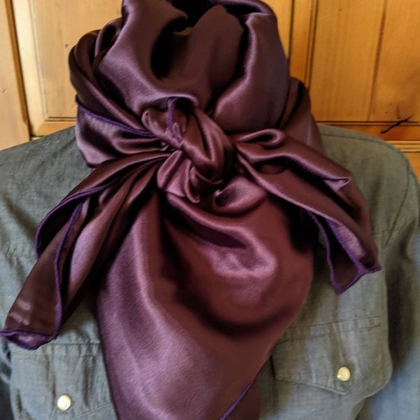 42x42 silk deep purple wild rag
