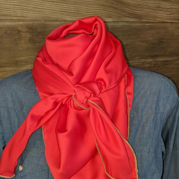 42x42 cranberry red silk with rag with tan edge