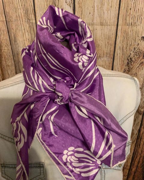42x42 silk purple with white floral print