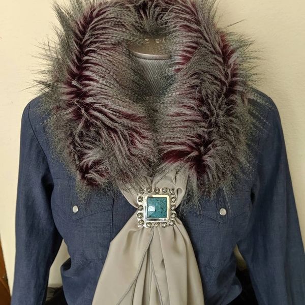 Faux fur wild rag ruff deep purple under tone and cream and gray on top