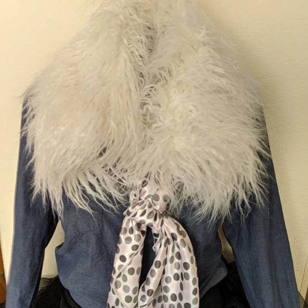Faux fur white angora