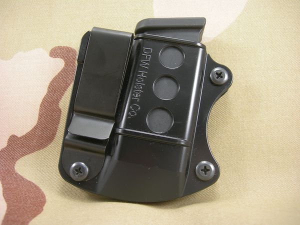 Single Stack Tuckable IWB Mag Pouch.