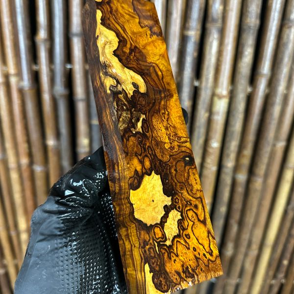 IWB417 - 8 x 2 x 1.1”