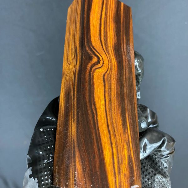 IWBF201 - 5.25 x 1.7 x 1.2”