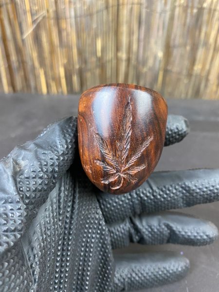 TOBACCO PIPE NO 11 (CARVED)