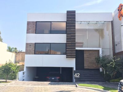 Casa De 1 Piso La Isla Lomas De Angelopolis Recamaras Amplias Provincia De Puebla Inmuebles24