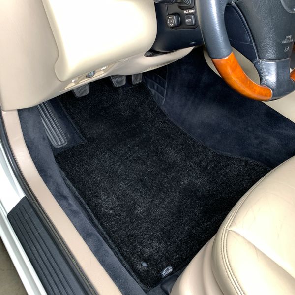 Lloyd Luxe Carpet Floor Mats for Lexus SC300 & SC400 Aluminum Splash