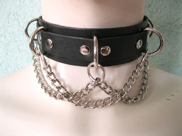 Choker 3C Leather Choker W/ 5 D Rings and Chain