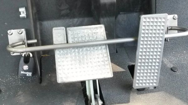 Cart Lock Yamaha