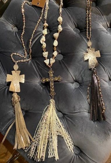 Tassel on sale necklace boutique