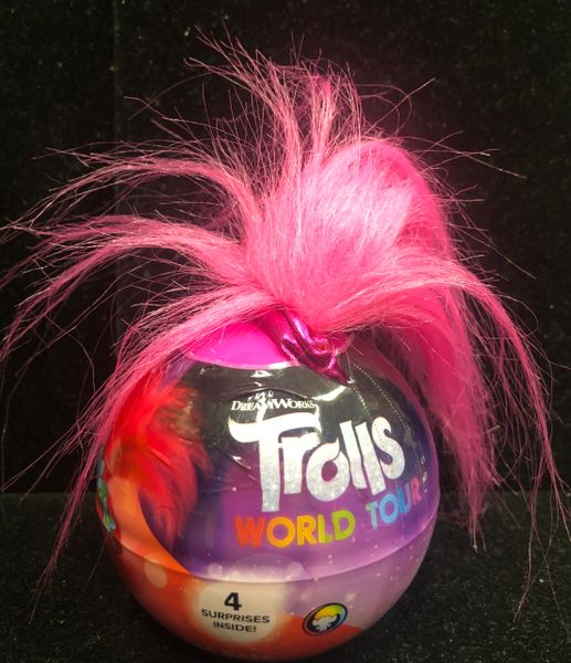 Trolls World Tour Surprise Mini Tin Gift, Queen Barb Collectible, Keepsake  Tin - Stocking Stuffer Size