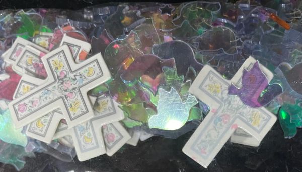 *Communion Table Confetti Sprinkle Decoration - Crosses, Doves