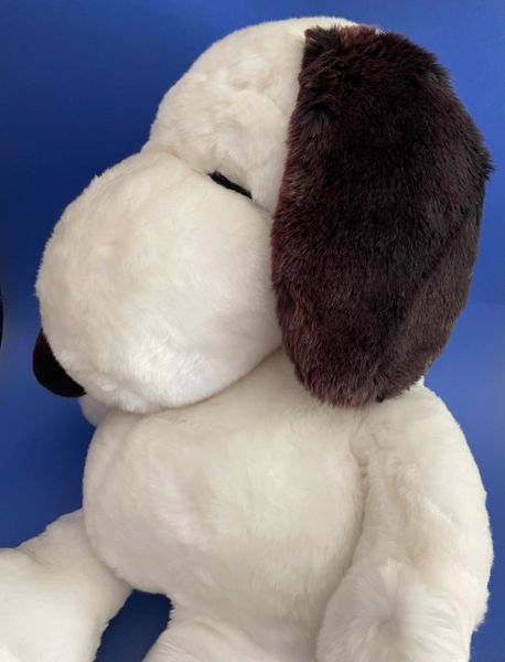 Life size hot sale snoopy plush