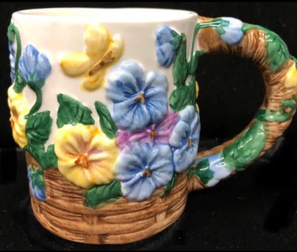 *Vintage 3D Spring Time Garden Floral Coffee Mug, 1996- Mom Gifts